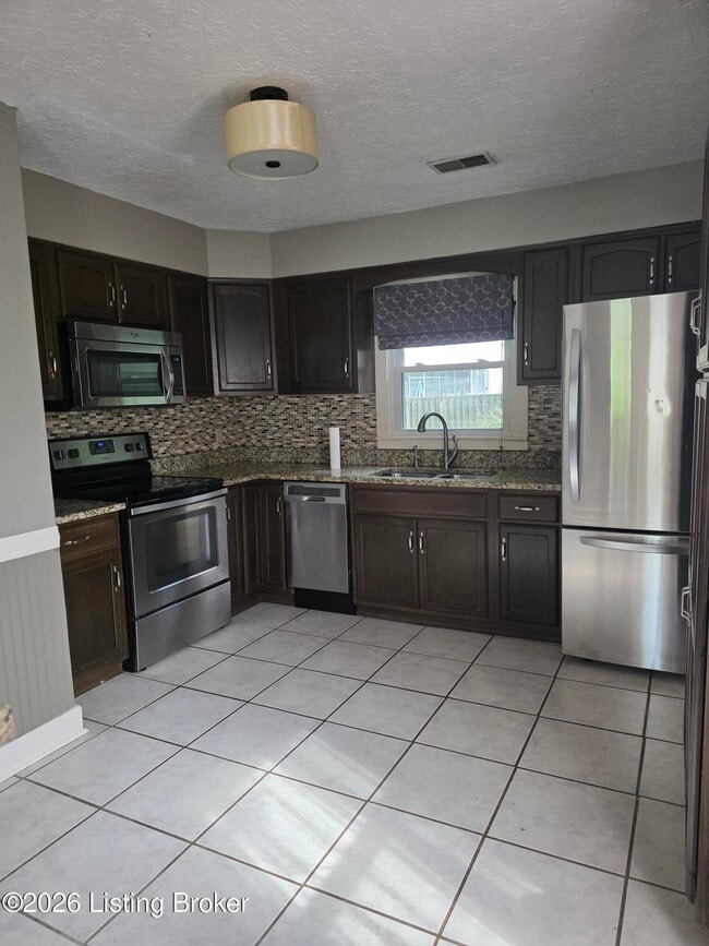 Photo - 11907 Locust Rd