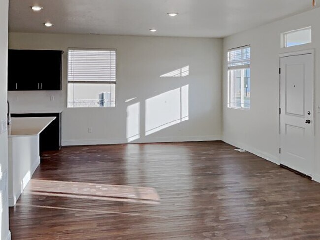 Photo - 5998 Verdigris Dr