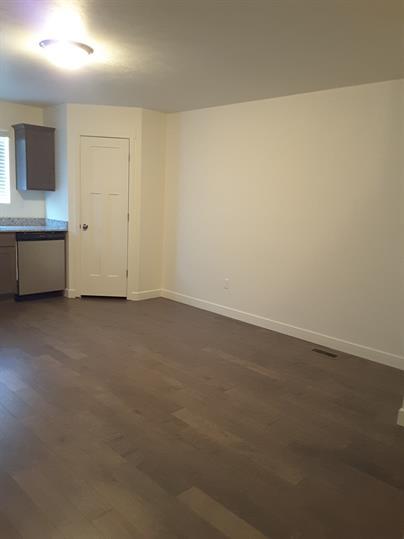 Photo - 63 E 670 N St