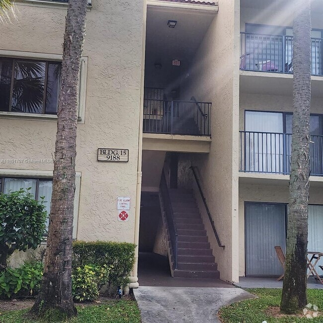 Building Photo - 9188 W Atlantic Blvd Unit 1517 Rental
