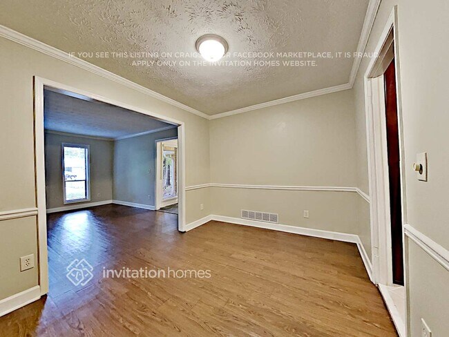 Photo - 310 Soft Pine Trail