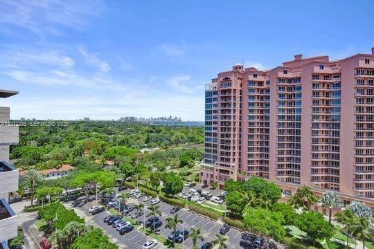 Photo - 90 Edgewater Dr Unit PH 18