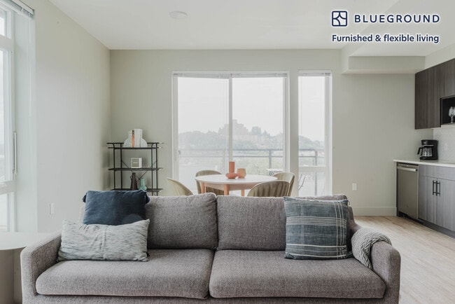 Photo - 104 12th Ave Unit FL5-ID753