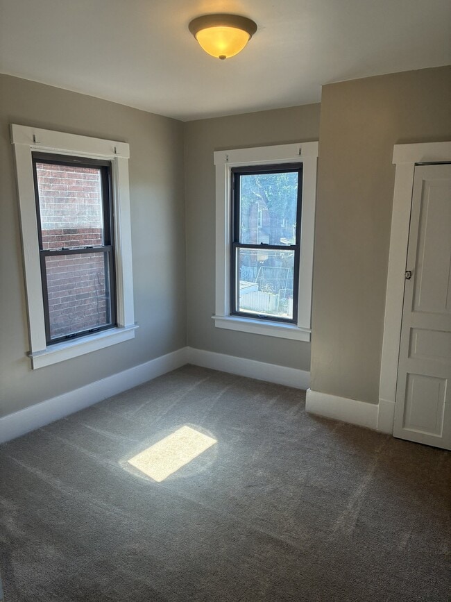 Photo - 486 McCargo St