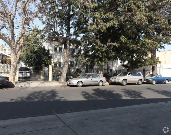 Building Photo - 5217 Virginia Ave