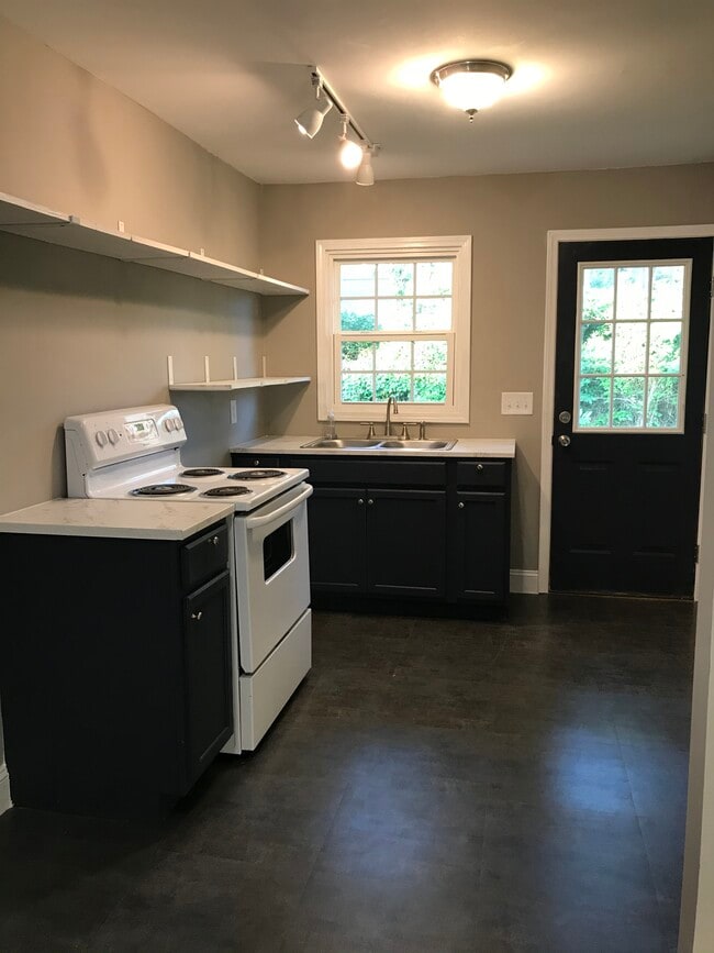 Photo - 597 7th St Unit 597