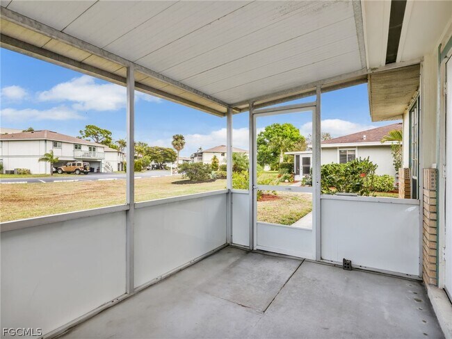 Photo - 3297 Royal Canadian Trace Unit 1