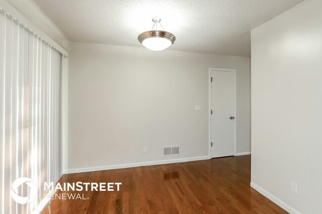 Photo - 1401 NE 114 St