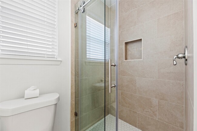 Photo - 15362 Meadow Village Dr