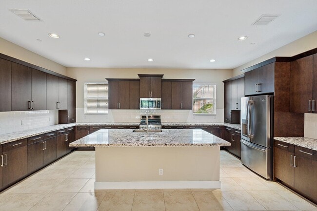 Photo - 7112 Edison Pl
