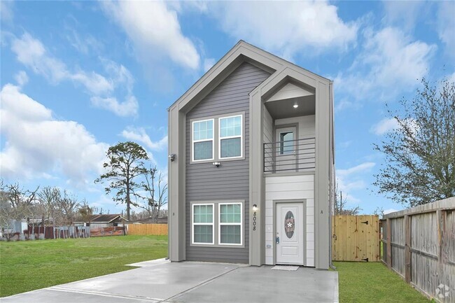 Building Photo - 8008 Birmingham St Unit B Rental