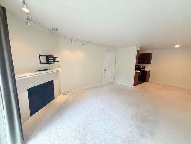 Photo - Gallery Condominiums - Downtown Kirkland Unit A204