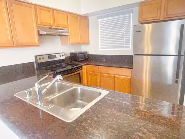 Photo - 1065 W 1st St Unit Apt 204
