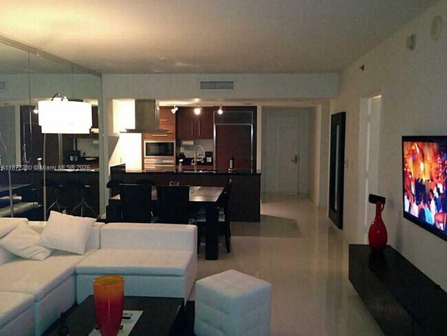 Photo - 495 Brickell Ave Unit 3709