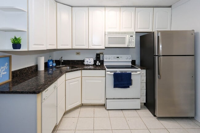 Photo - City Living High Rise Unit 23C