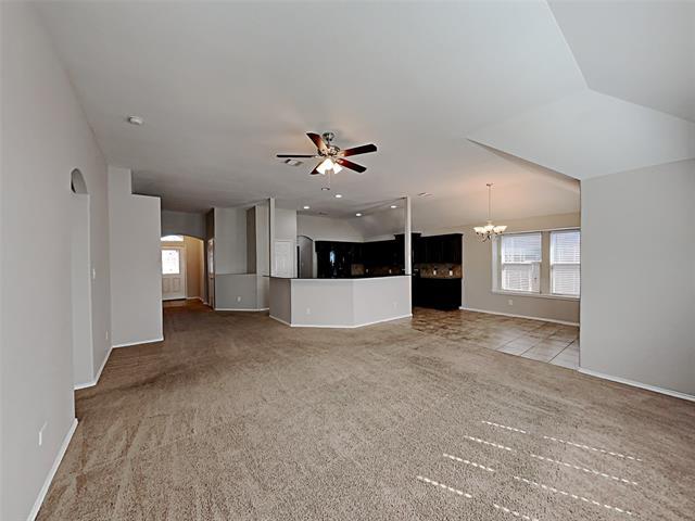 Photo - 632 Hutchins Dr
