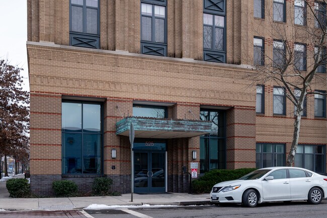 Photo - 525 N Fayette St Unit 613