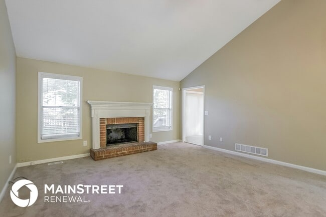 Photo - 2353 Loren Falls Ln SW