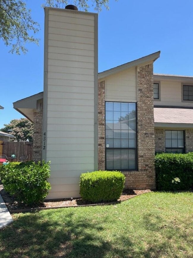 Photo - Remodeled townhome! 2 story with loft & 2 car garage with yard! Beautifully Remodeled Townhome – ...