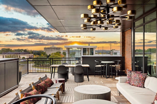 Photo - Bennet at BullStreet