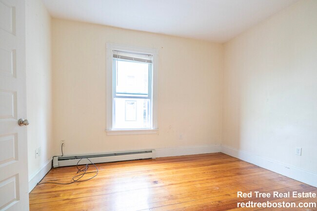 Photo - 15 Romsey St Unit 1