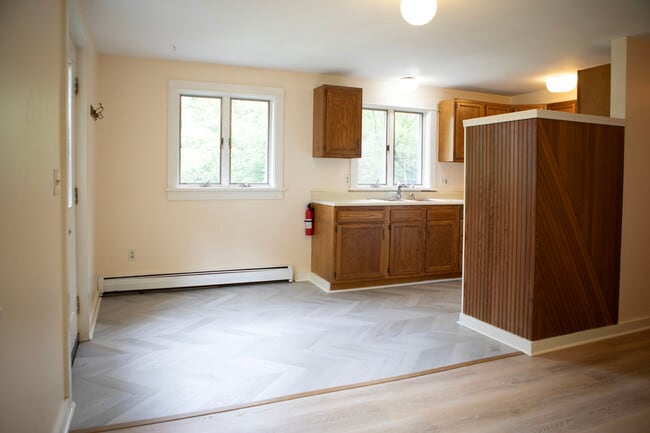 Photo - 202 Floral Ave Unit 202 Floral Ave #B