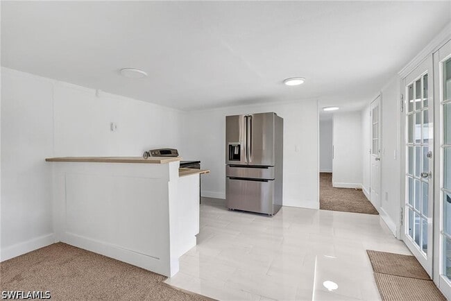 Photo - 120 Grassy Key Ln
