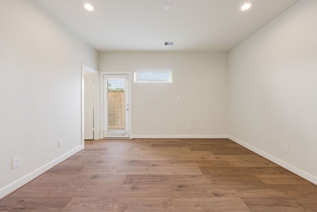 Photo - 6317 Brighton Oaks Ln