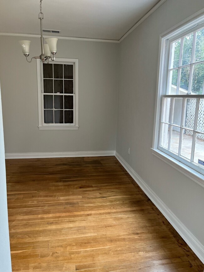 Photo - 2227 E 40th St