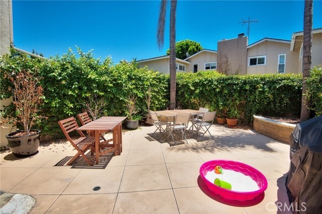 Photo - 2474 Rue De Cannes
