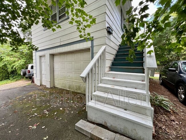 Photo - 105 Edwin Pl Unit Apt 5