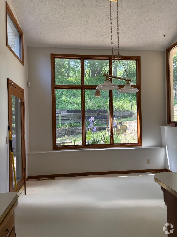 Building Photo - 1607 Chaput Dr Rental