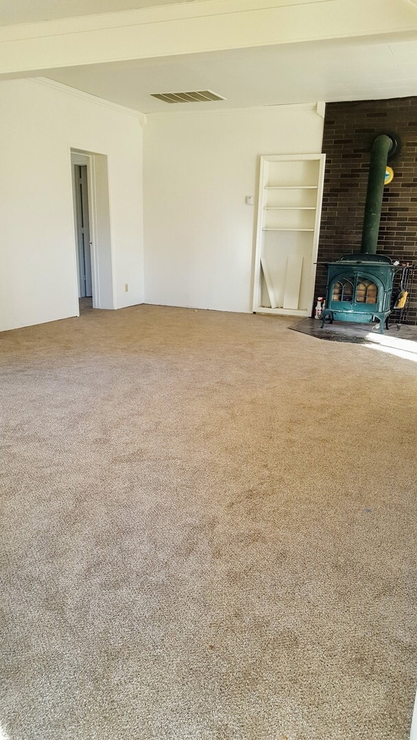 Photo - Three bedroom, 2 bath with high ceilings d...