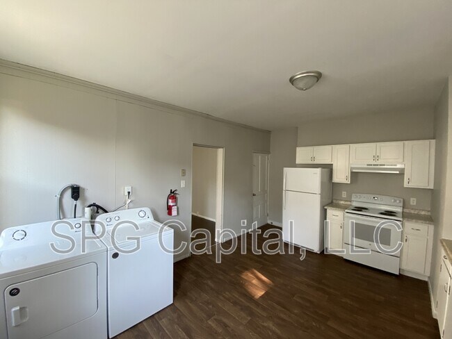 Photo - 413 N Pitt St