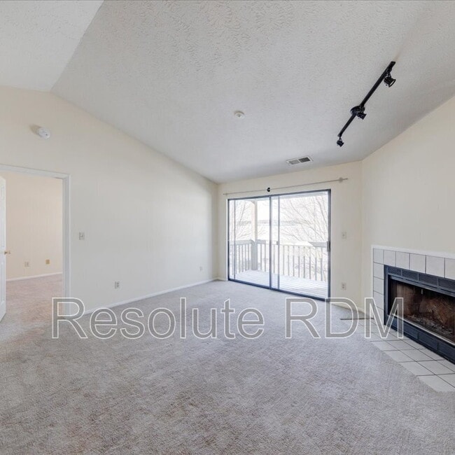 Photo - 4381 Village Pkwy Cir W