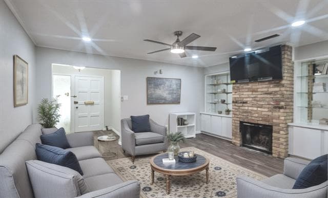 Building Photo - 3750 Vitruvian Way