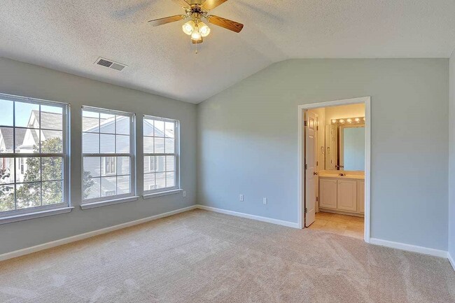 Photo - 3 Bedroom Townhome off Pelham Road