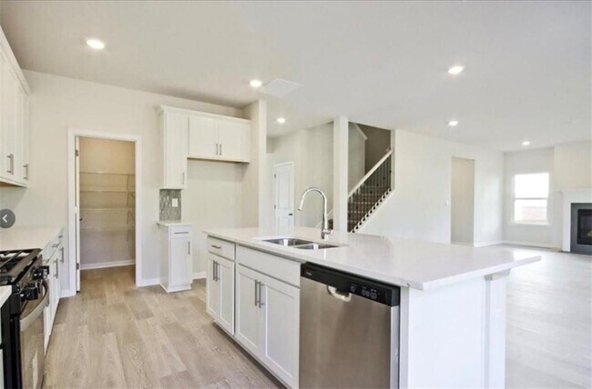 Photo - 1208 High Fls Ln