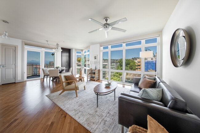 Building Photo - 159 Denny Way Unit 603 Rental