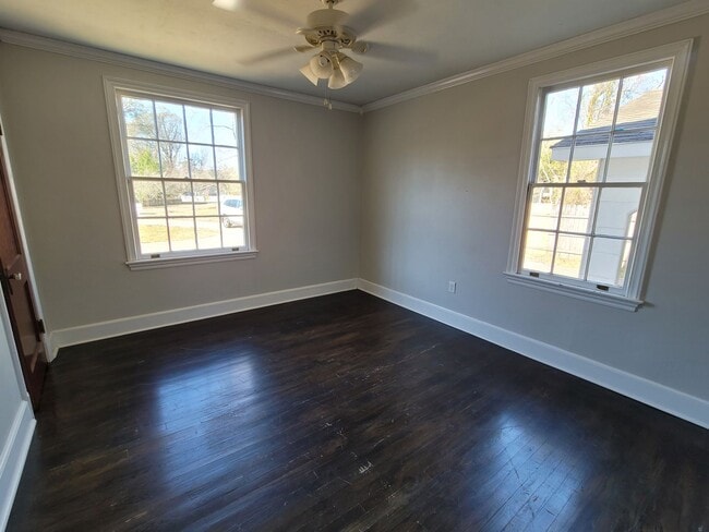 Photo - 6014 College Dr