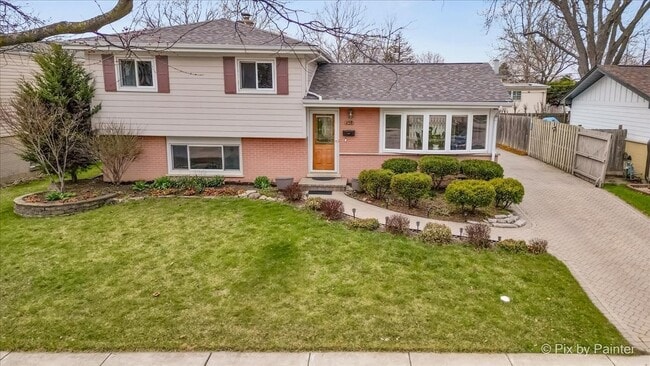 Photo - 458 N 5th Ave