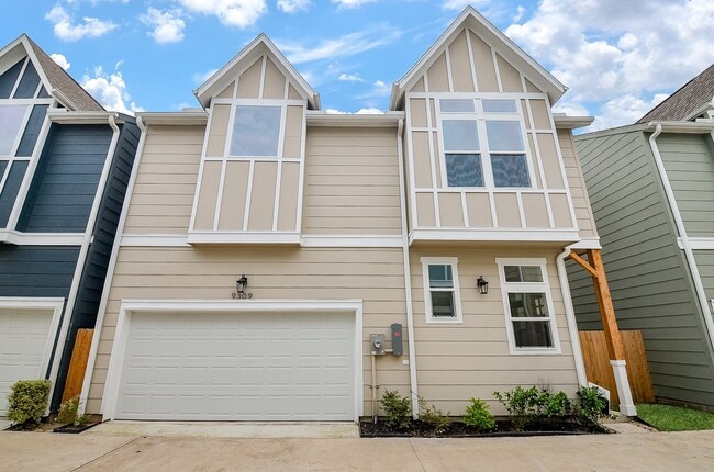 Building Photo - 9309 Montridge Dr Rental
