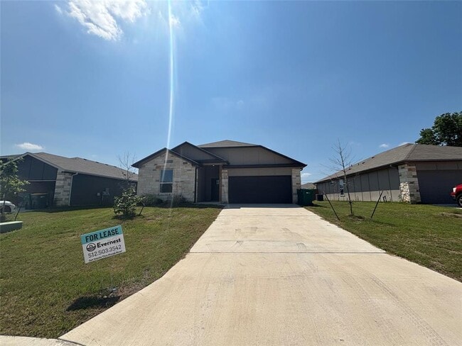 Photo - 725 Freedom Cir House