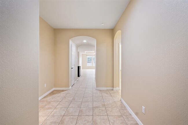 Photo - 2955 Angelina Dr