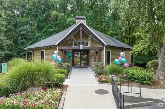 Leasing Office
