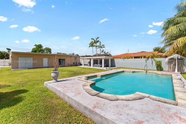 Photo - 6371 SW 23rd St Casa