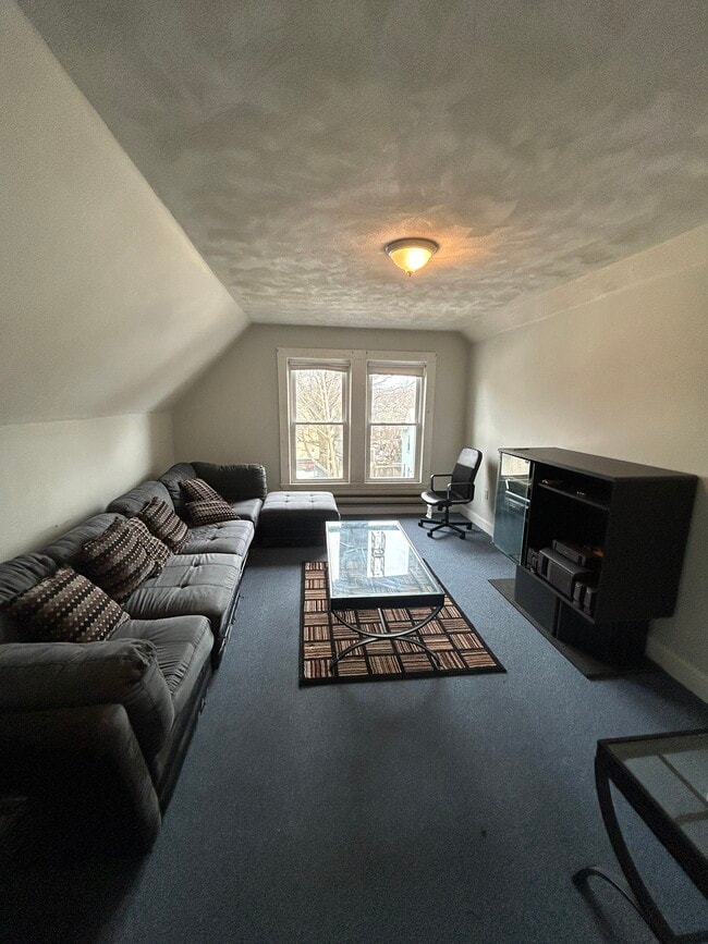 Photo - 21 Milton Ave Unit 3