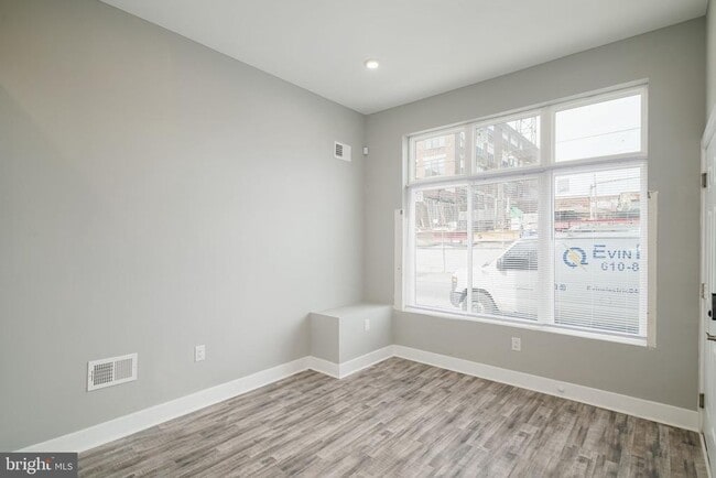 Photo - 1443 N 8th St