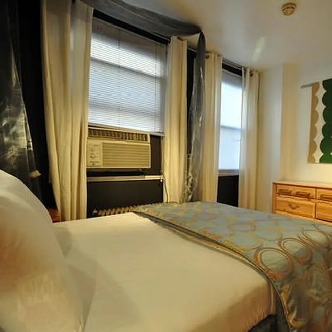 Photo - 212 E 12th St Unidad 1A