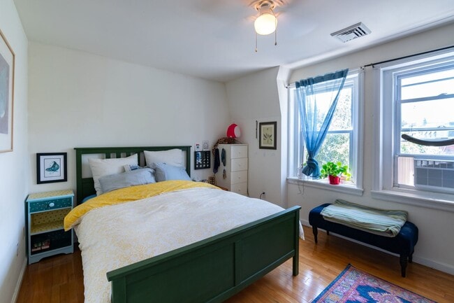Photo - 4813 Walton Ave Unit 3